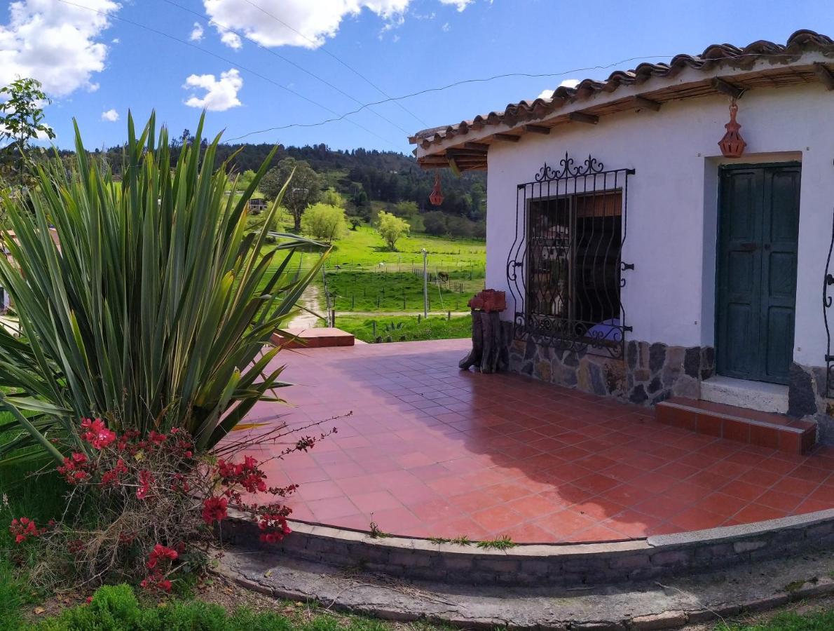 Cabañas&Glamping ILLARI Boutique Paipa Extérieur photo